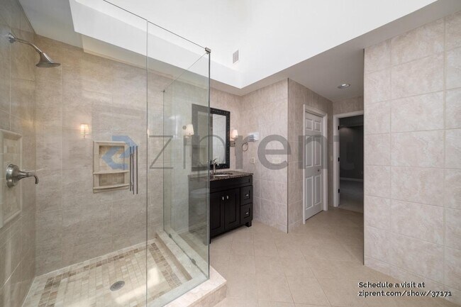 Building Photo - 4990 Sawgrass Pl NW