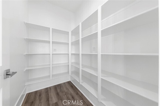 Building Photo - 57 Longchamp