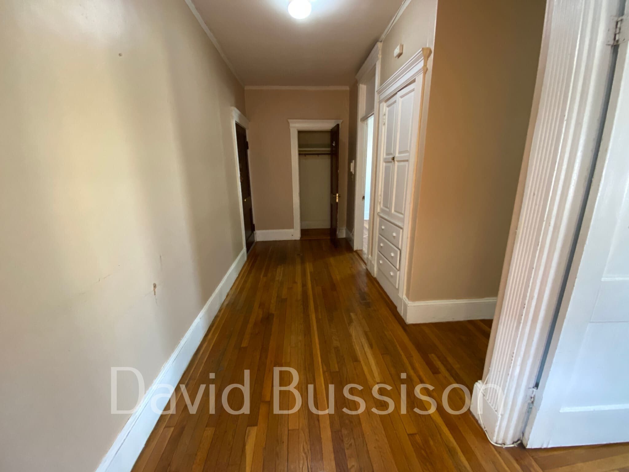 Building Photo - 75 Chester St