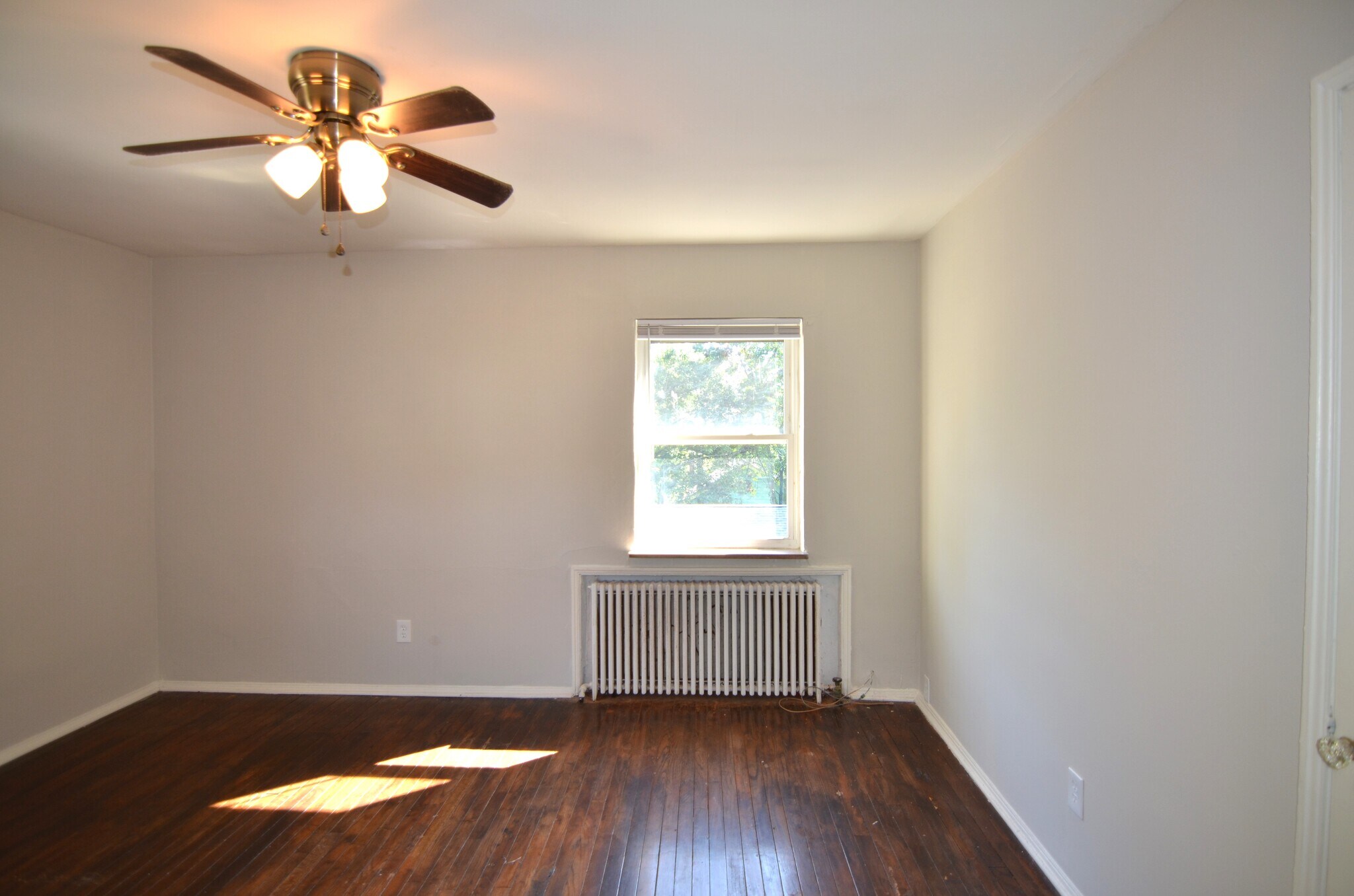 Building Photo - 3029 Auten Ave