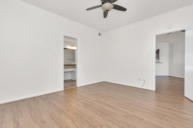 Building Photo - 4144 Greystone Way