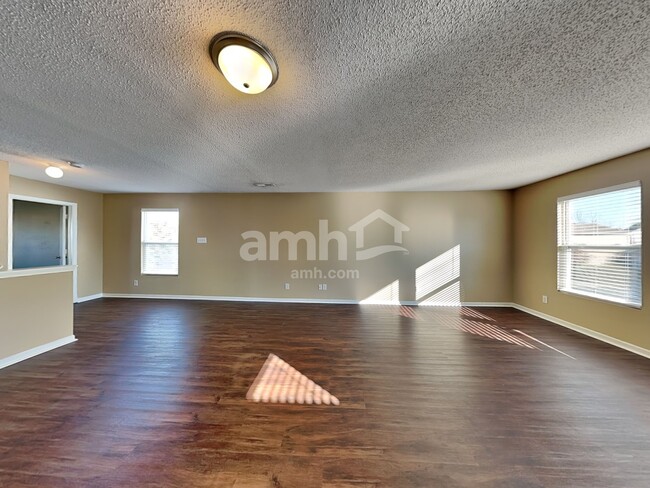 Building Photo - 1968 Prairie Sky Ln