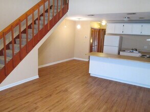 Building Photo - 2333 Hartsfield Way
