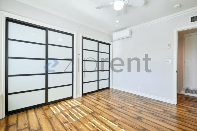 Building Photo - 1334 Birchcrest Ave