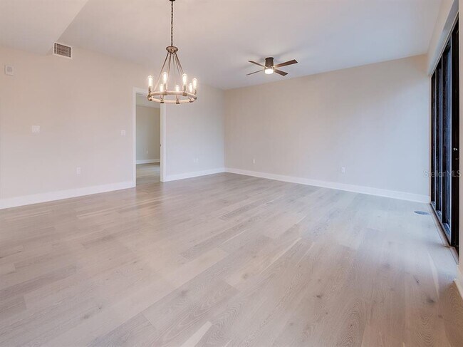 Building Photo - 199 Dali Blvd