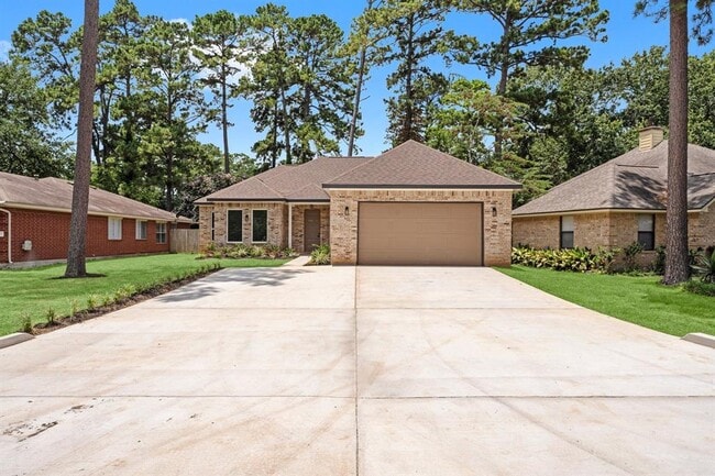 Building Photo - 327 Paradise Ln