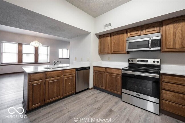 Building Photo - 3707 N Meridian St
