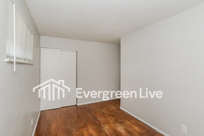 Building Photo - 2787 Pickmeier Ln