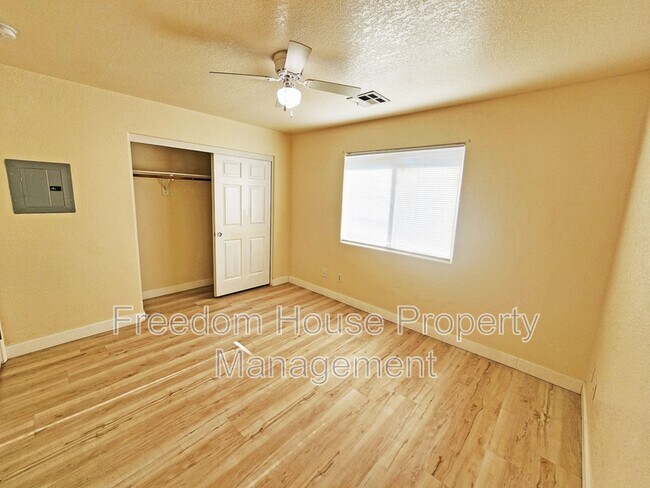 Building Photo - 1081 Marne Ct