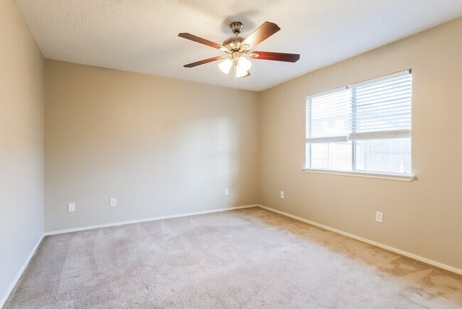 Building Photo - 4306 Owens Creek Ln