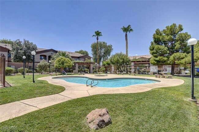 Building Photo - 5751 E Hacienda Ave