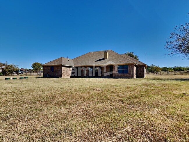 Building Photo - 101 Westend Ln