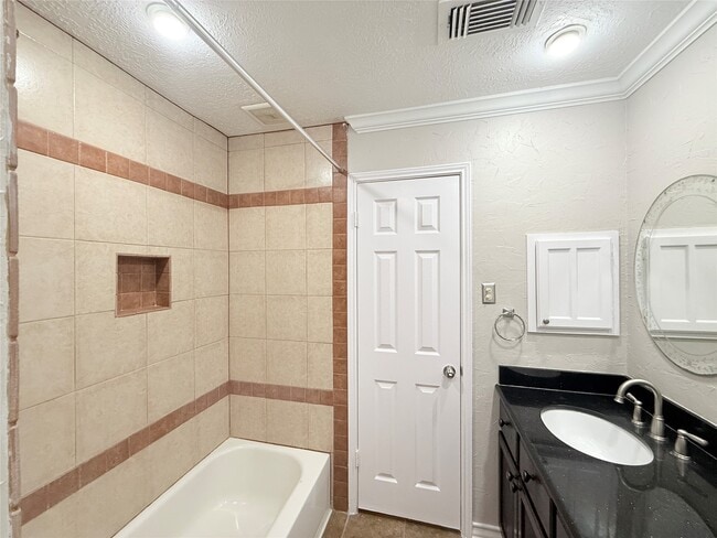 Building Photo - 16103 Camino Del Sol Dr