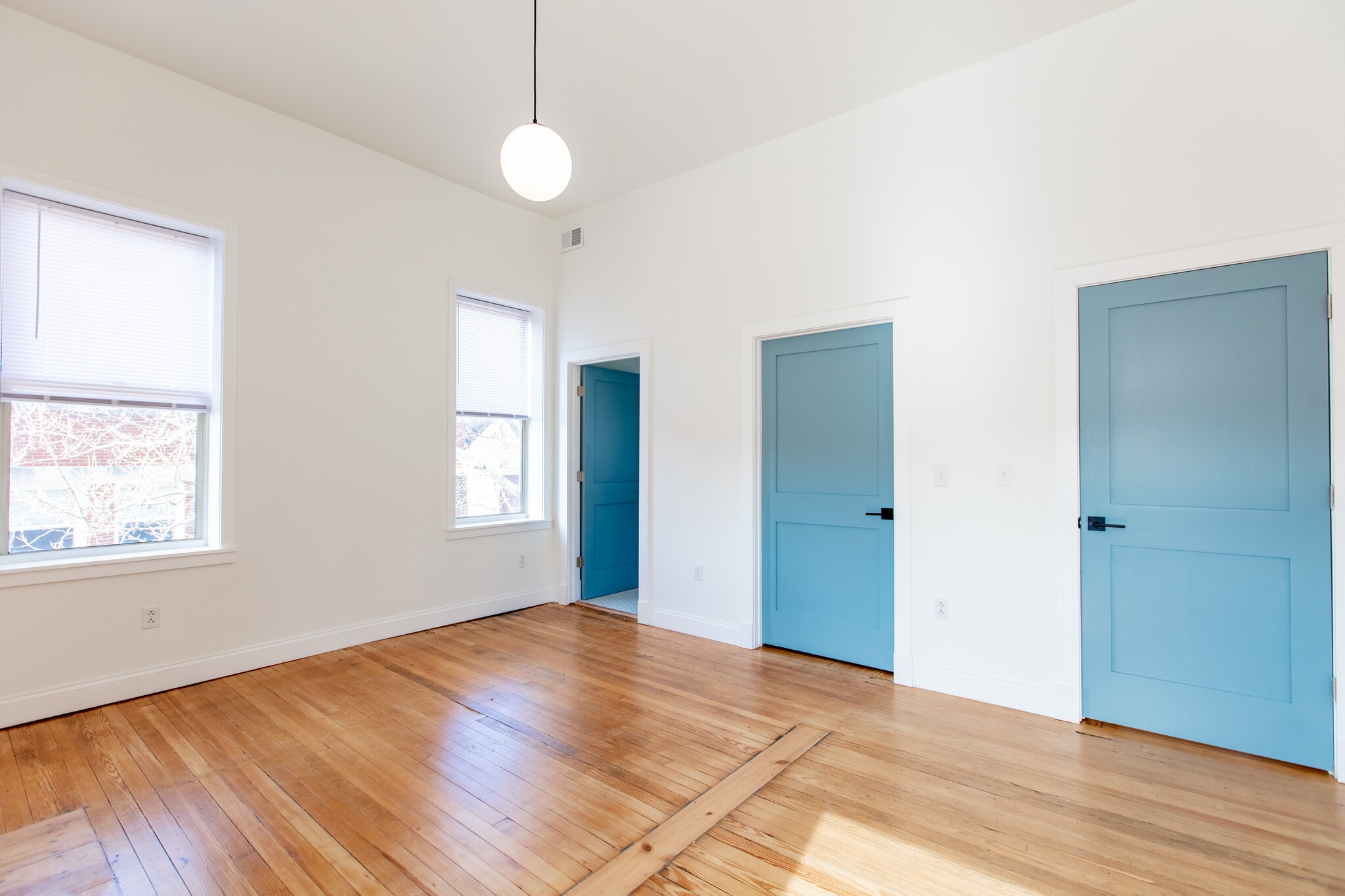 Building Photo - 226 45th St