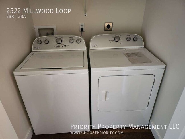 Building Photo - 2522 Millwood Loop