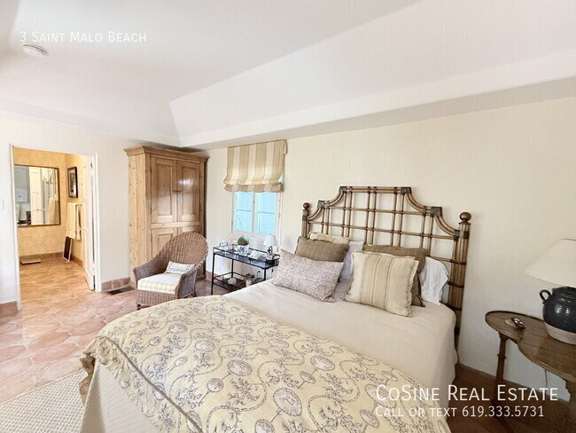 Building Photo - 3 St Malo Beach