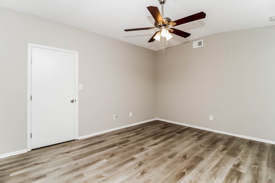 Building Photo - 1962 Shannon Ln