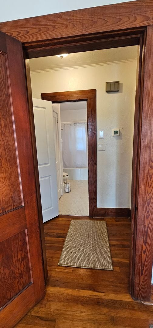 Building Photo - Lovely in Milner