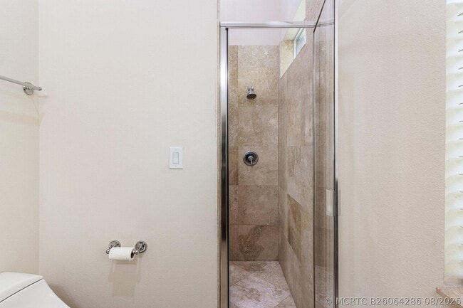 Building Photo - 3381 Lago De Talavera