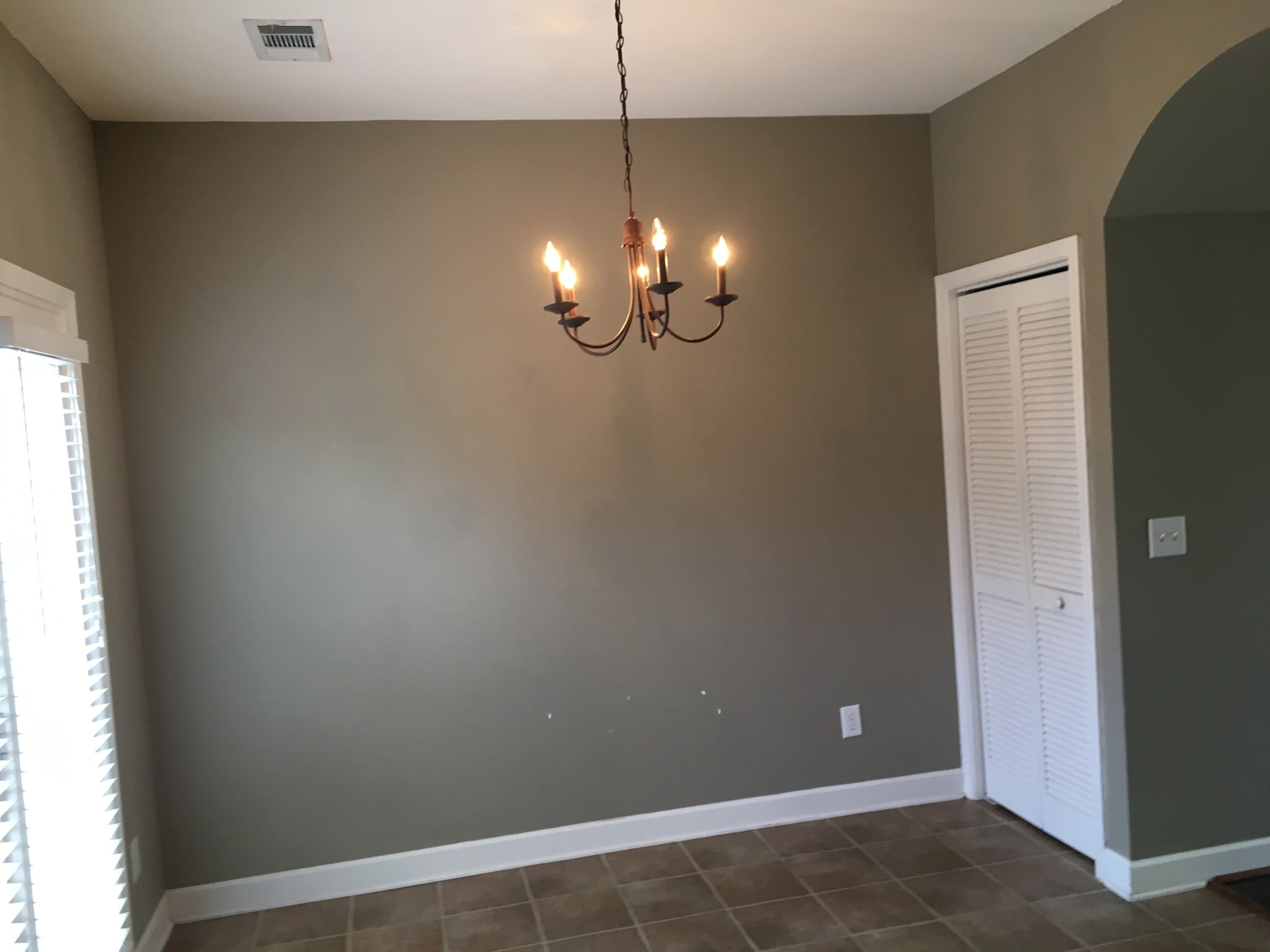 Building Photo - 2015B Beech Avenue