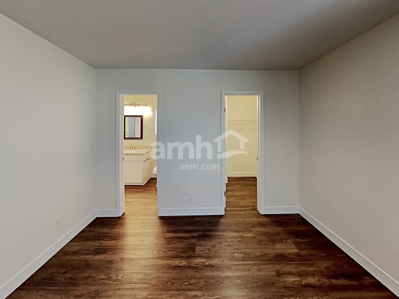 Building Photo - 9501 Amber Valley Ln