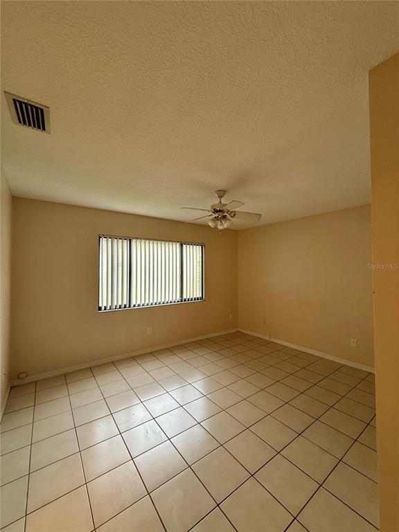 Building Photo - 60 Farmsworth Dr