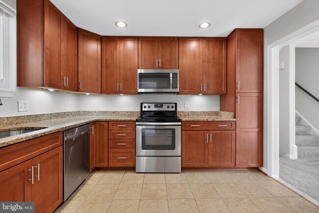 Building Photo - 4898 Wheatstone Dr