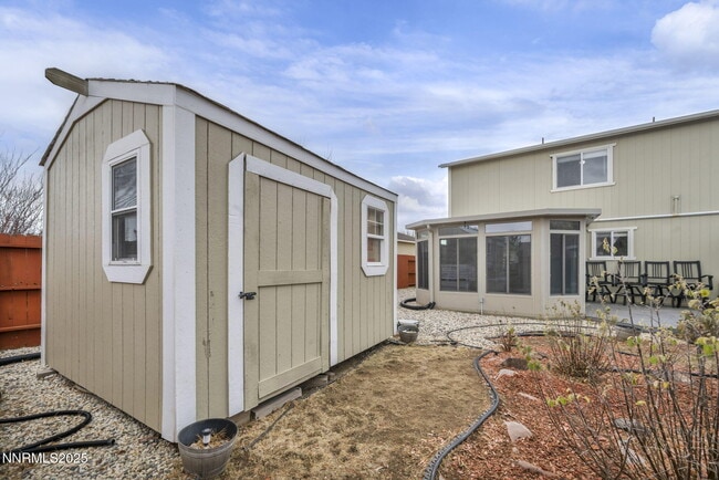 Building Photo - 17795 Oakview Ct