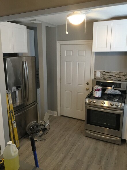 Building Photo - 1748 E 84th Pl