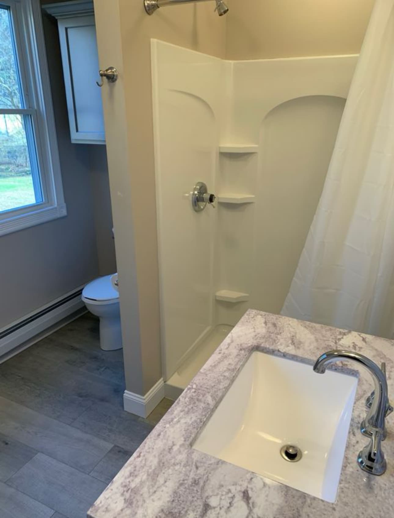 First floor full bath with shower. - 1744 Farmington Ave