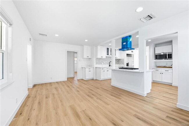 Building Photo - 2704 184th St