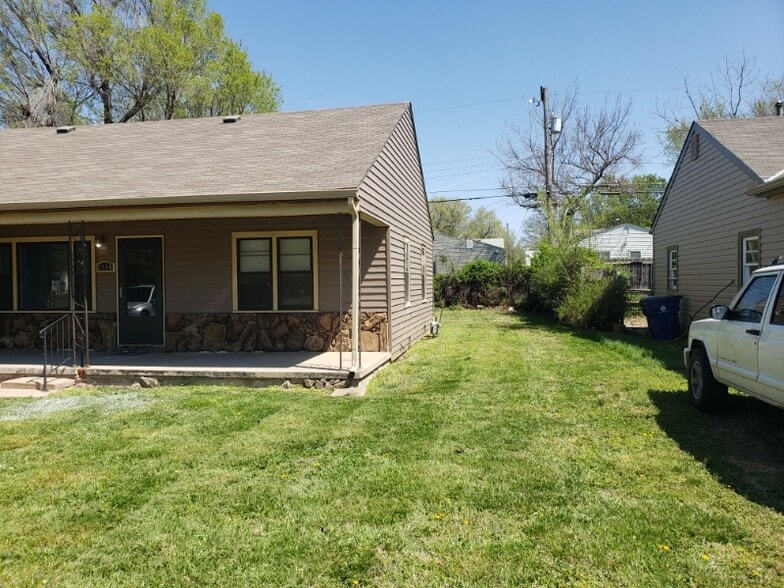 Building Photo - 2356 N Prince St