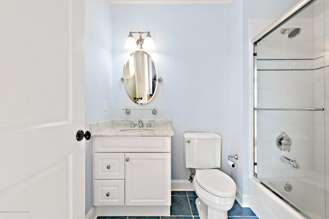 Building Photo - 30 Columbus Dr