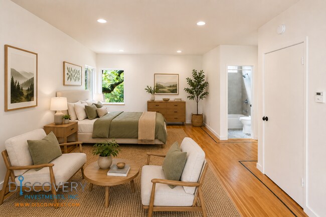 Building Photo - Montclair Four Bedroom Contemporary Late 20th Century Home