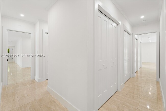 Building Photo - 9365 SW 142nd St