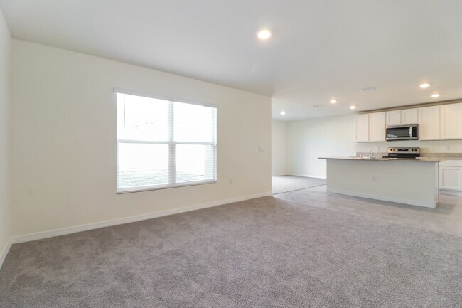 Building Photo - 36483 Spanish Rose Dr, Dade City, FL