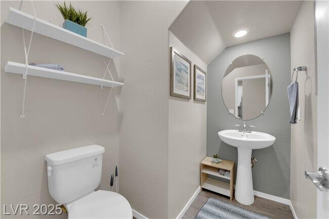 Building Photo - GORGEOUS FURNISHED TOWNHOME IN SUMMERLIN!!!