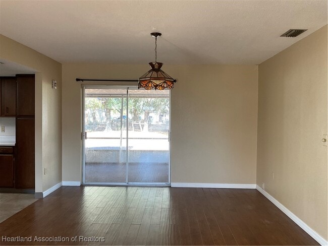 Building Photo - 106 Karola Dr