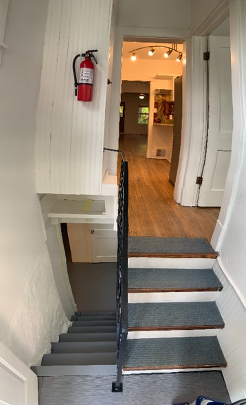 Building Photo - 3321 W 30th Ave