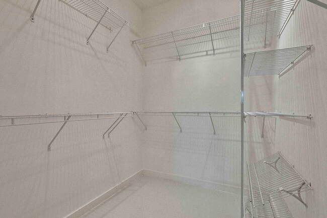 Building Photo - 675 Greenwood Ave NE