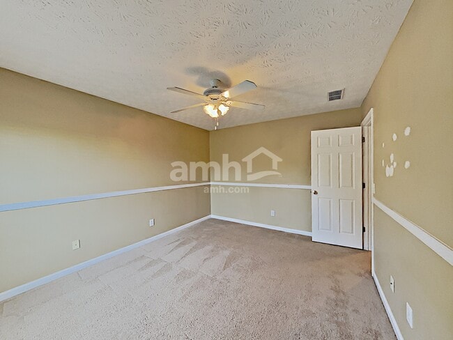 Building Photo - 409 Avery Ct