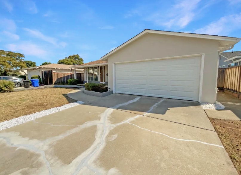 Building Photo - 4840 Piper St