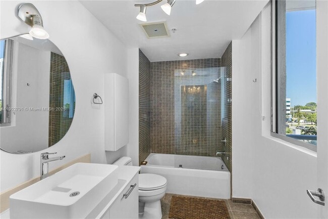 Building Photo - 3470 E Coast Ave