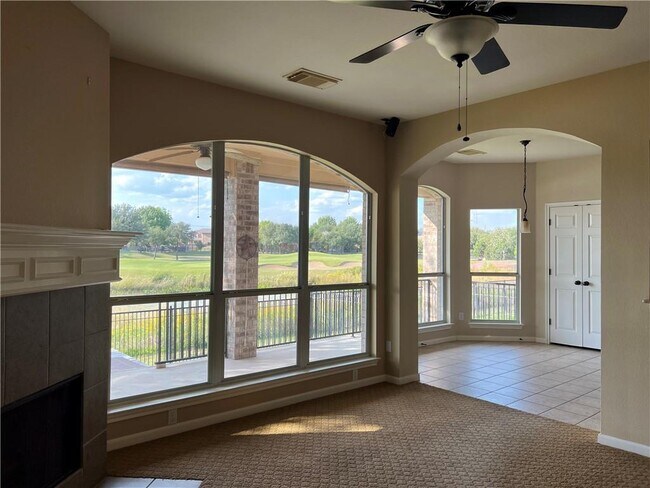 Building Photo - 764 Bent Wood Pl