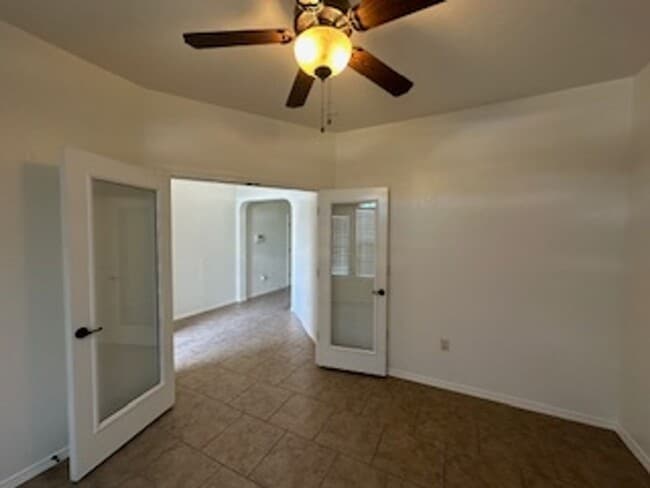 Building Photo - 4715 Zeno Pl