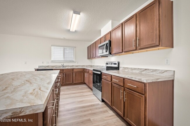 Building Photo - 12856 Buckhorn Ln