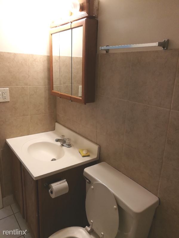 Building Photo - 1 br, 1 bath Condo - 1461 N Winslowe Dr