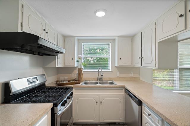 Building Photo - 514 Hughes Dr