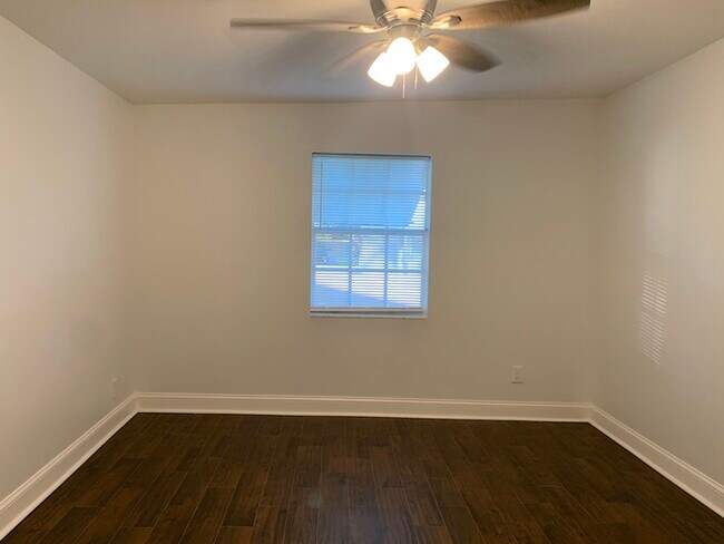 Building Photo - CHARMING KEY WEST HOME