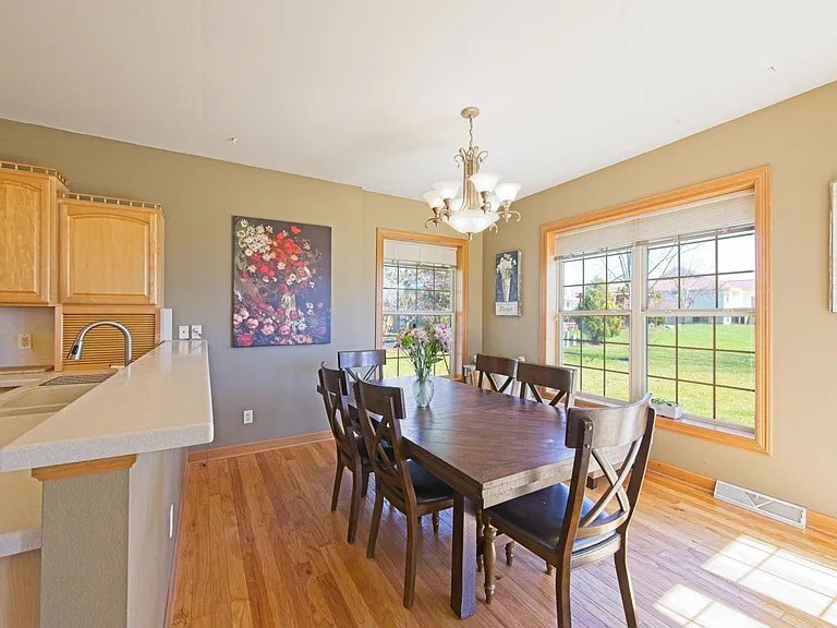 Building Photo - 1805 Red Tail Dr